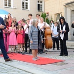 Krystyna Prońko w Alei Gwiazd Festiwalu Polskiej Piosenki