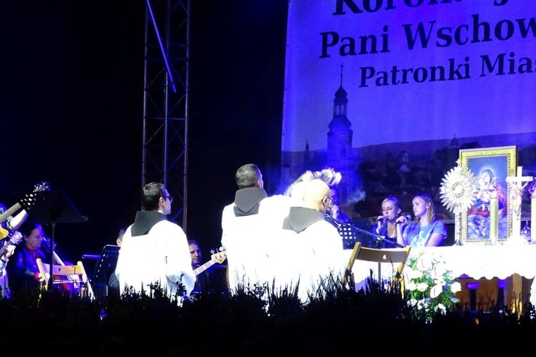 Czuwanie w przededniu koronacji obrazu