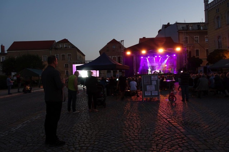 Czuwanie w przededniu koronacji obrazu