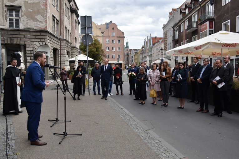 Tablica ku pamięci ks. Magnusa Bruskiego