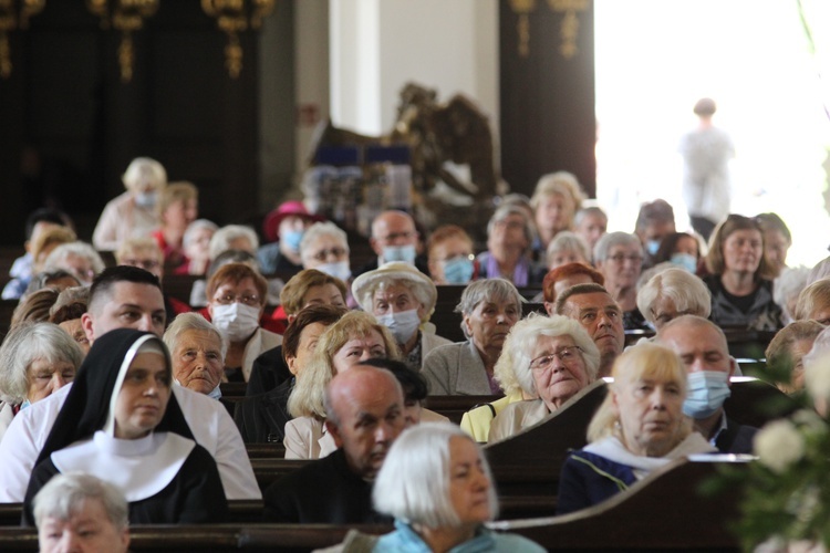 Krzeszów. Osoby niepełnosprawne u Matki