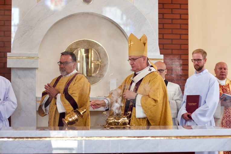 Poświęcenie kościoła bł. Anieli Salawy