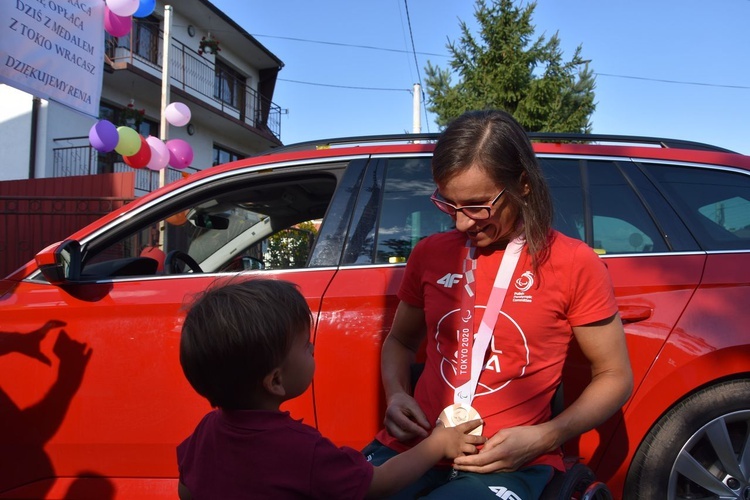 Powitanie Renaty Kałuży, brązowej medalistki z Tokio