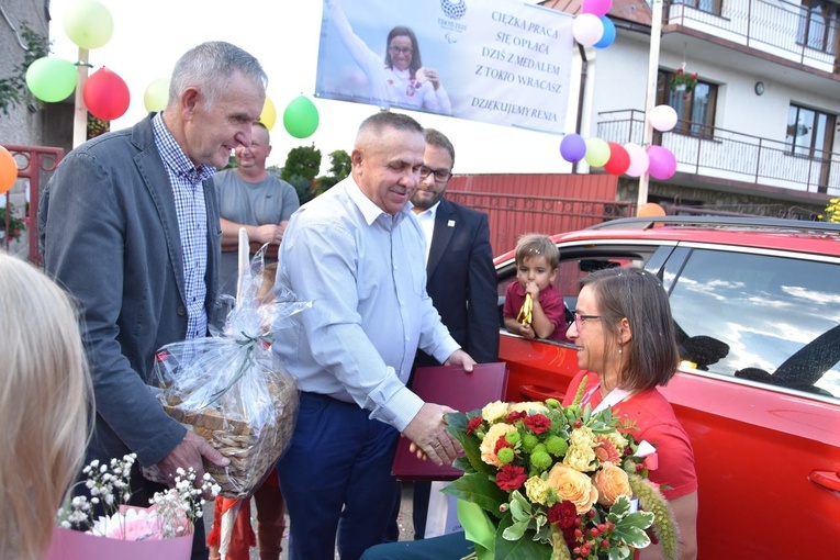 Powitanie Renaty Kałuży, brązowej medalistki z Tokio