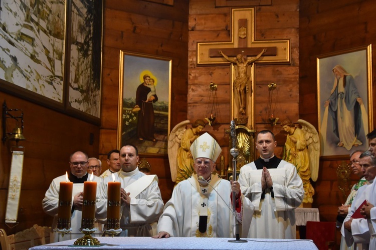 Konsekracja kościoła św. Antoniego Padewskiego w Brzegach 