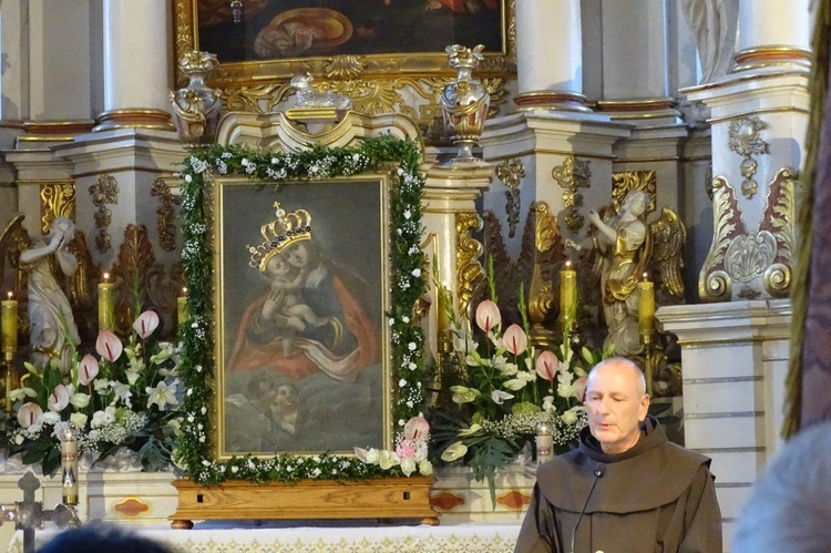 Matka Boża Pocieszenia już w domu