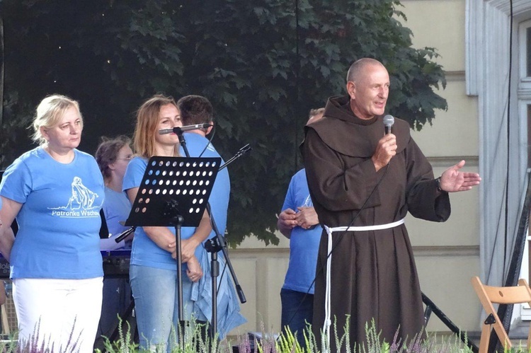 Matka Boża Pocieszenia już w domu