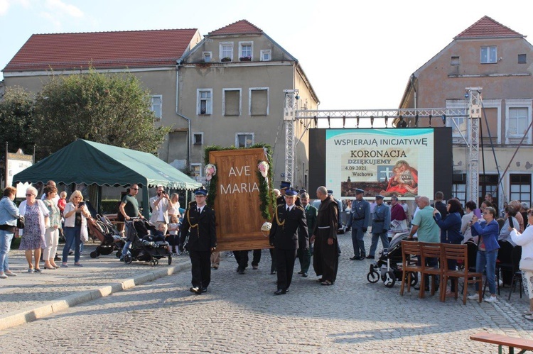 Matka Boża Pocieszenia już w domu