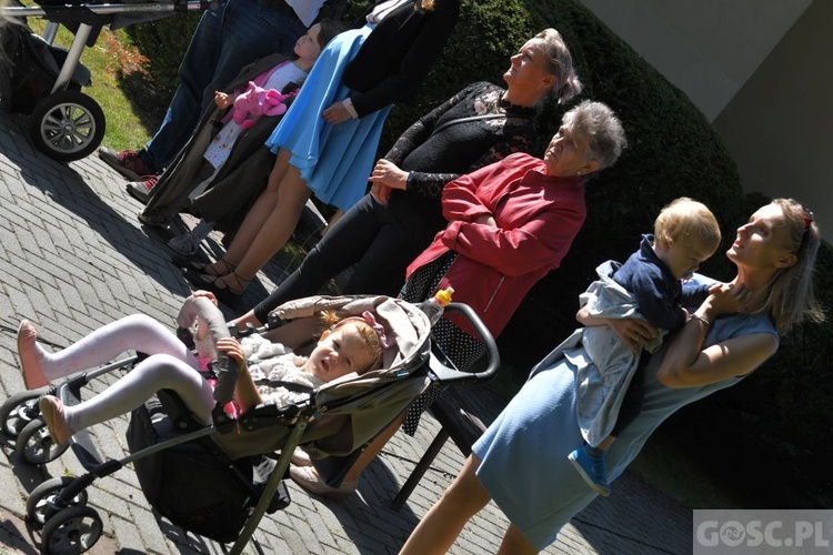 Oazowicze u Pani Cierpliwie Słuchającej 