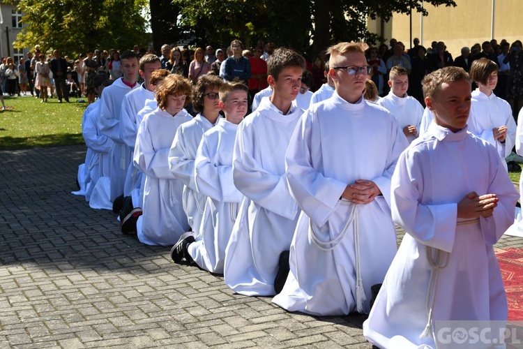 Oazowicze u Pani Cierpliwie Słuchającej 