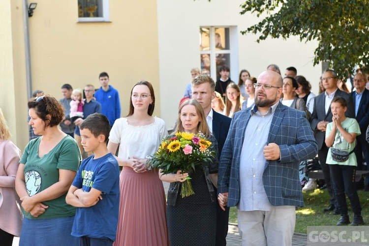 Oazowicze u Pani Cierpliwie Słuchającej 