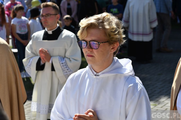 Oazowicze u Pani Cierpliwie Słuchającej 