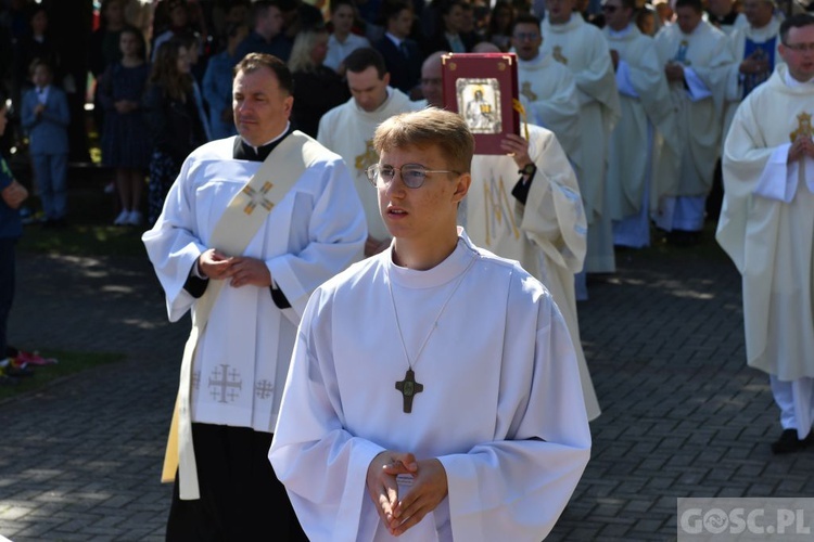 Oazowicze u Pani Cierpliwie Słuchającej 