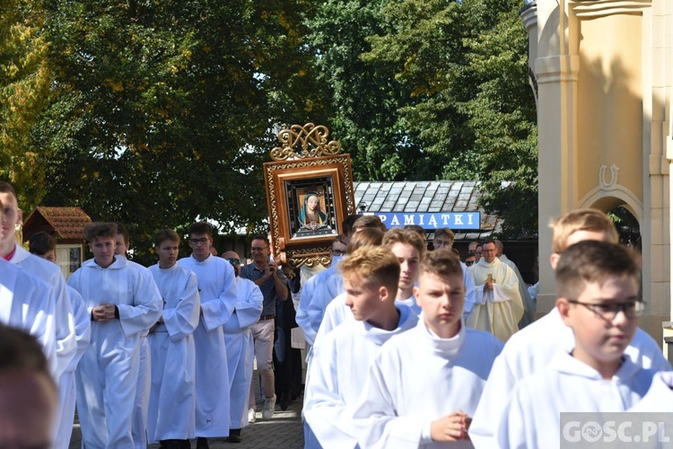 Oazowicze u Pani Cierpliwie Słuchającej 