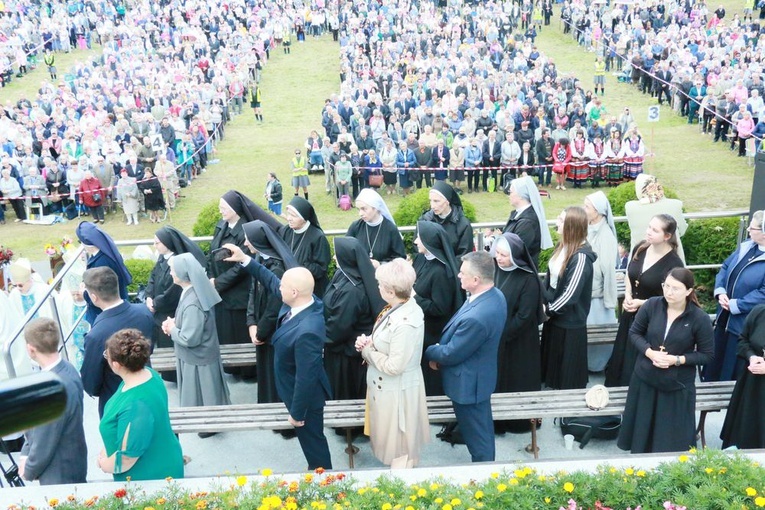 Uroczystości w Wąwolnicy