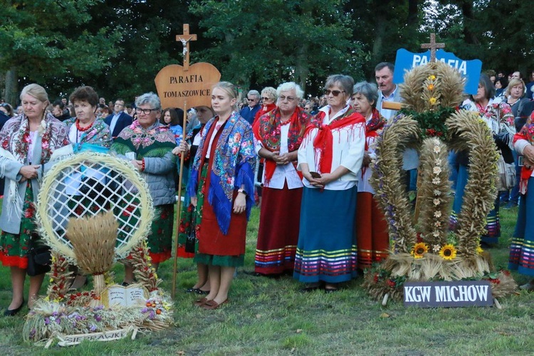 Uroczystości w Wąwolnicy