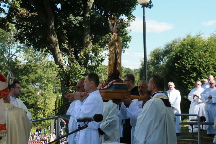 Uroczystości w Wąwolnicy