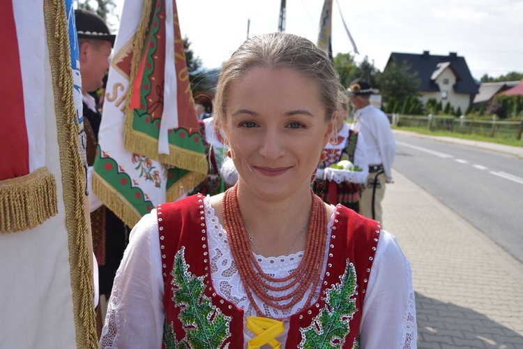 Parafialne dożynki w Miętustwie 