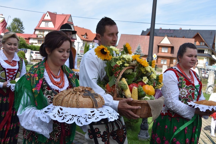 Parafialne dożynki w Miętustwie 