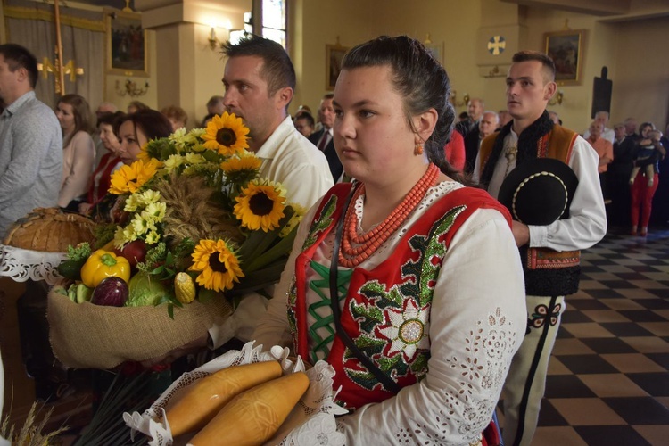 Parafialne dożynki w Miętustwie 