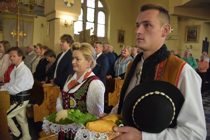 Parafialne dożynki w Miętustwie 