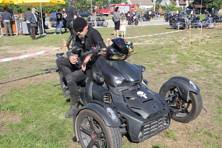 Motopiknik w Czeszowie