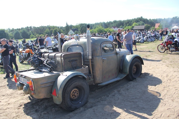 Motopiknik w Czeszowie