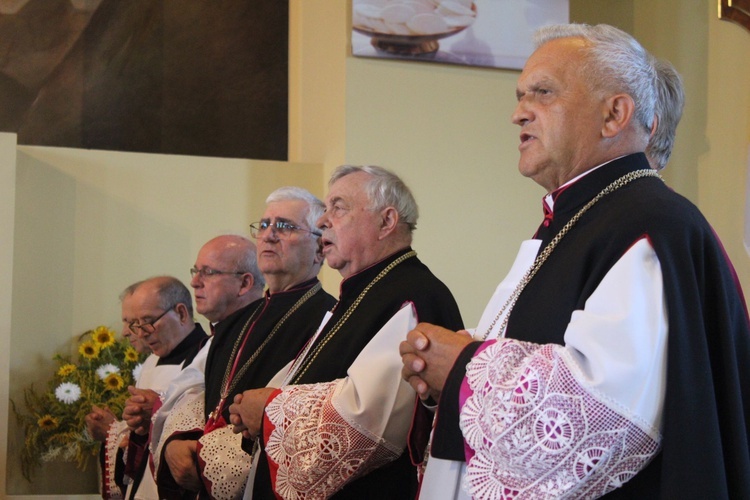 Ciechanów. 25 lat parafii pw. Matki Bożej Fatimskiej