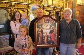 W parafii Brunary trwa peregrynacja obrazu Świętej Rodziny