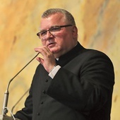 	Ksiądz prof. Marian Zając życzył słuchaczom mocnej wiary.