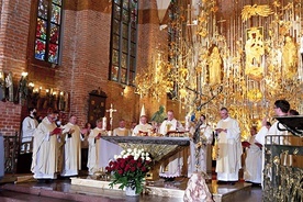 	Eucharystia pod przewodnictwem metropolity gdańskiego została odprawiona w bazylice św. Brygidy w Gdańsku.