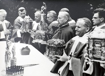 Prymas Tysiąclecia i przyszły papież 8 maja 1966 r. na Skałce, w trakcie uroczystości ku czci św. Stanisława