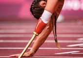 Alicja Jeromin przygotowuje się do startu  w biegu na 100 m podczas Igrzysk Paraolimpijskich.
31.08.2021 Tokio