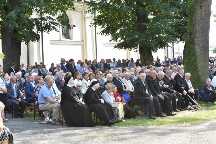 Odpust i dożynki u Pani Janowskiej