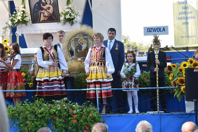 Odpust i dożynki u Pani Janowskiej