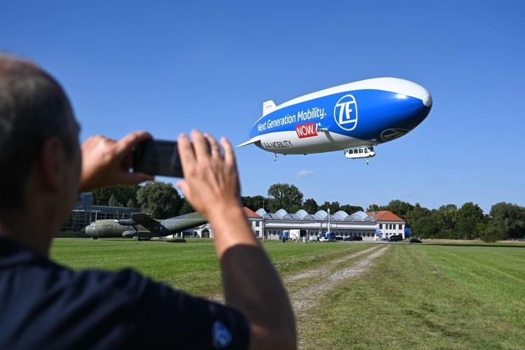 Przelot zeppelina nad Śląskiem