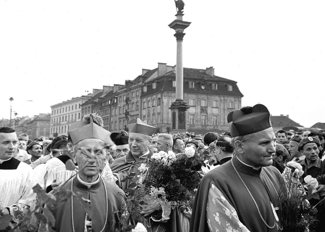 Bł. kard. Stefan Wyszyński na zdjęciach Instytutu Prymasowskiego