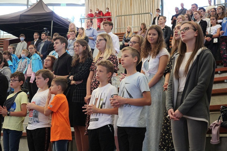 Młodzi w amfiteatrze pod Grojcem w Żywcu - 2021