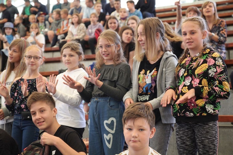 Młodzi w amfiteatrze pod Grojcem w Żywcu - 2021