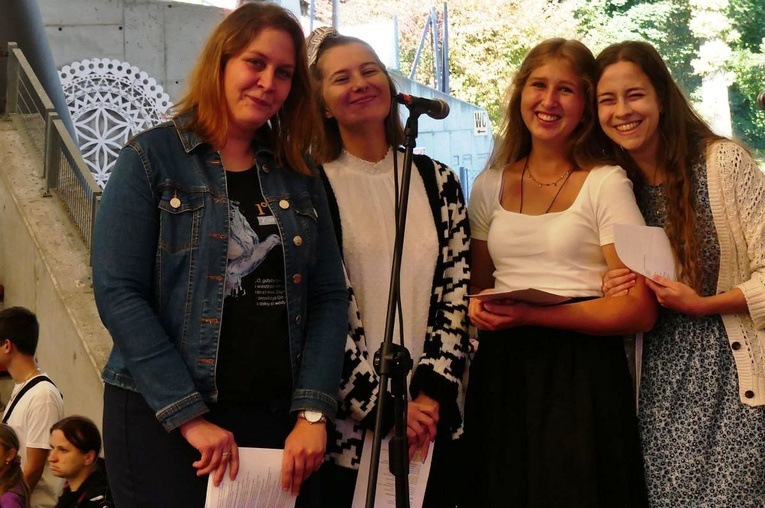 Młodzi w amfiteatrze pod Grojcem w Żywcu - 2021