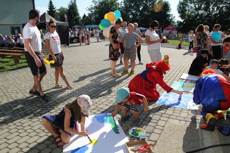 2. Festyn parafialny "Kościół odNowa" na os. Polskich Skrzydeł w Bielsku-Białej - 2021