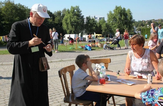 2. Festyn parafialny "Kościół odNowa" na os. Polskich Skrzydeł w Bielsku-Białej - 2021