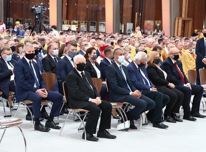 Beatyfikacja kard. Wyszyńskiego i matki Czackiej okiem fotoreporterów