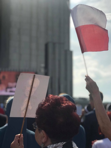 Beatyfikacja kard. Wyszyńskiego i matki Czackiej okiem fotoreporterów