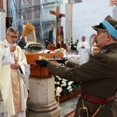 Hetmańska buława dla Matki Bożej