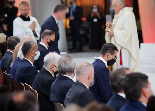 Beatyfikacja kard. Wyszyńskiego i matki Czackiej okiem fotoreporterów