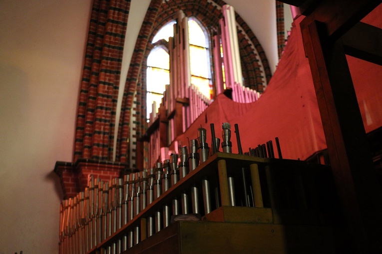 Festyn rodzinny w parafii pw. św. Henryka we Wrocławiu