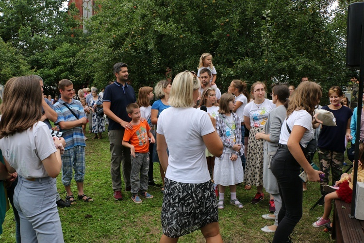 Festyn rodzinny w parafii pw. św. Henryka we Wrocławiu