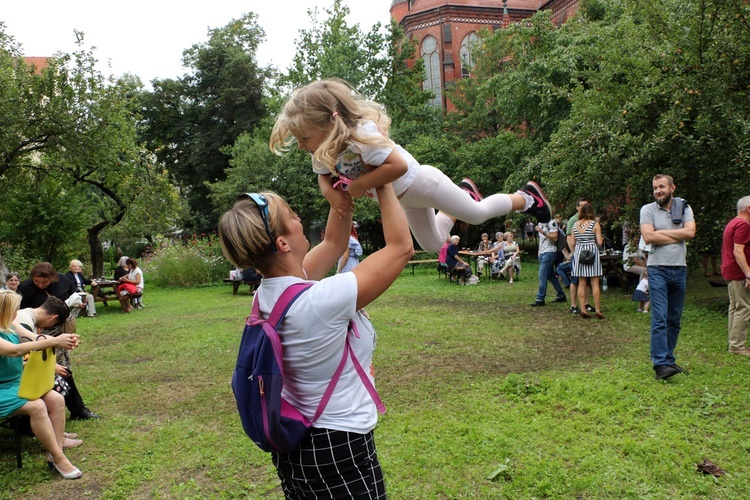 Festyn rodzinny w parafii pw. św. Henryka we Wrocławiu