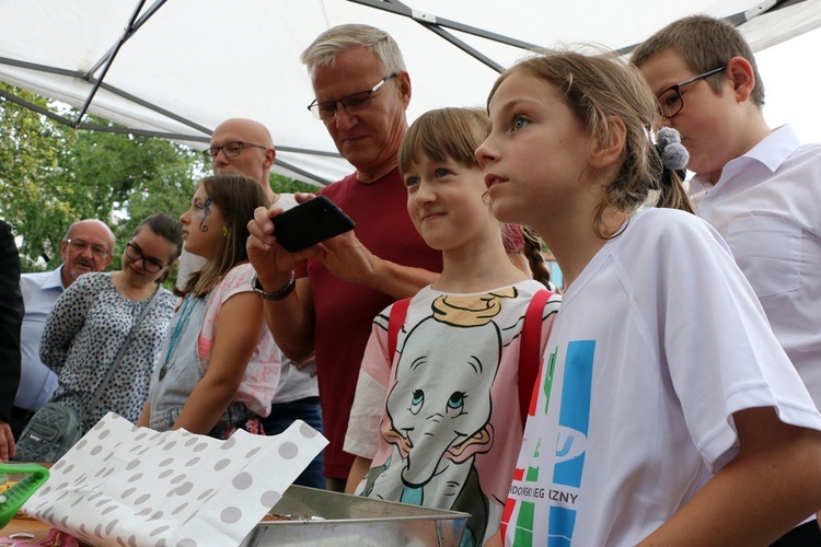 Festyn rodzinny w parafii pw. św. Henryka we Wrocławiu